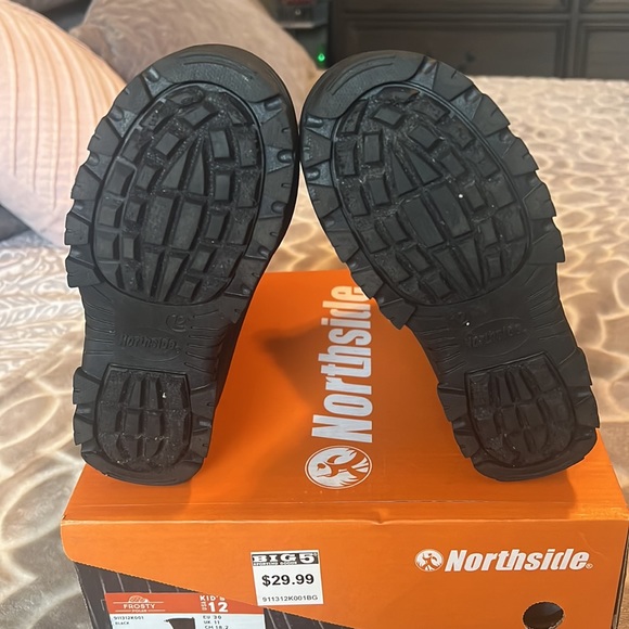 Kids Northside snow Boots size 12 - Picture 4 of 8